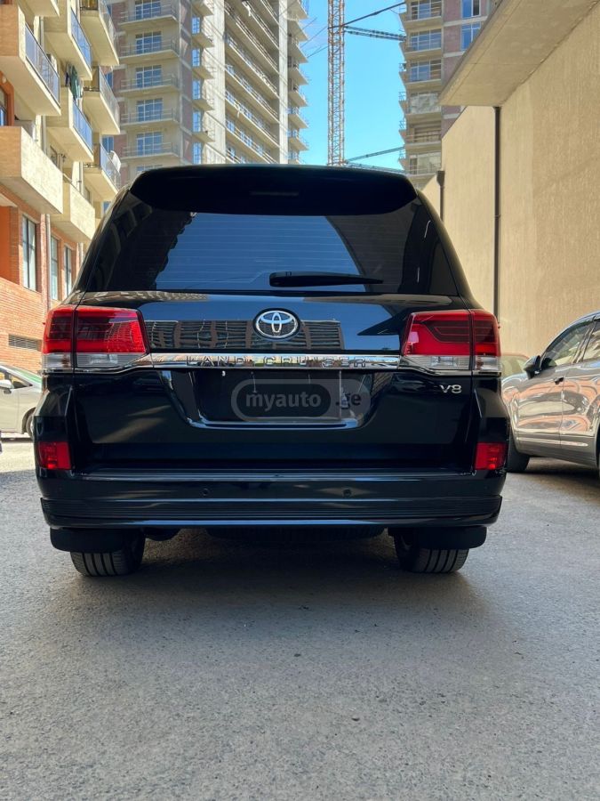 Toyota Land Cruiser - фото 7