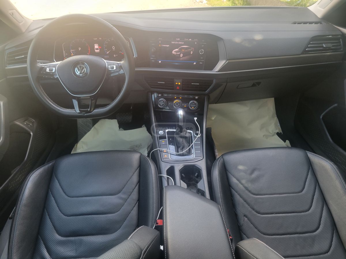 Volkswagen Jetta - фото 14