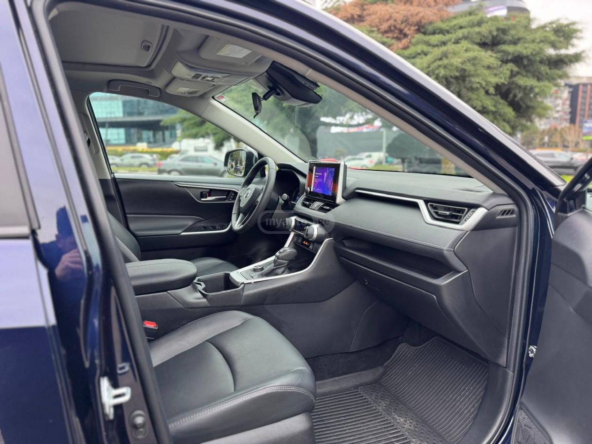 Toyota XLE Premium 4dr All Wheel Driv — миниатюра 10