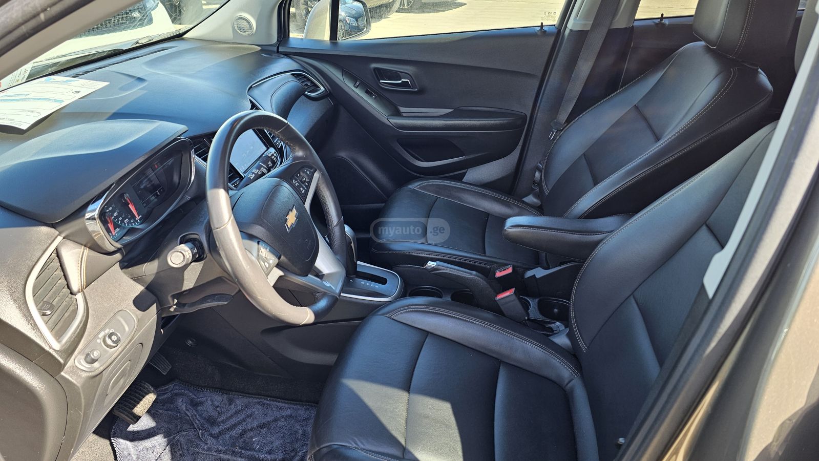 Chevrolet Trax - фото 9