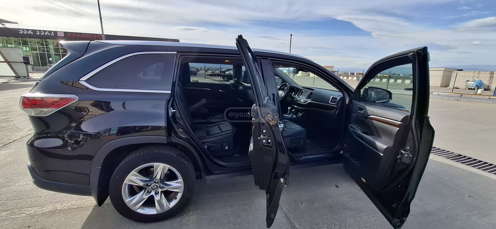 Toyota Highlander - фото 9