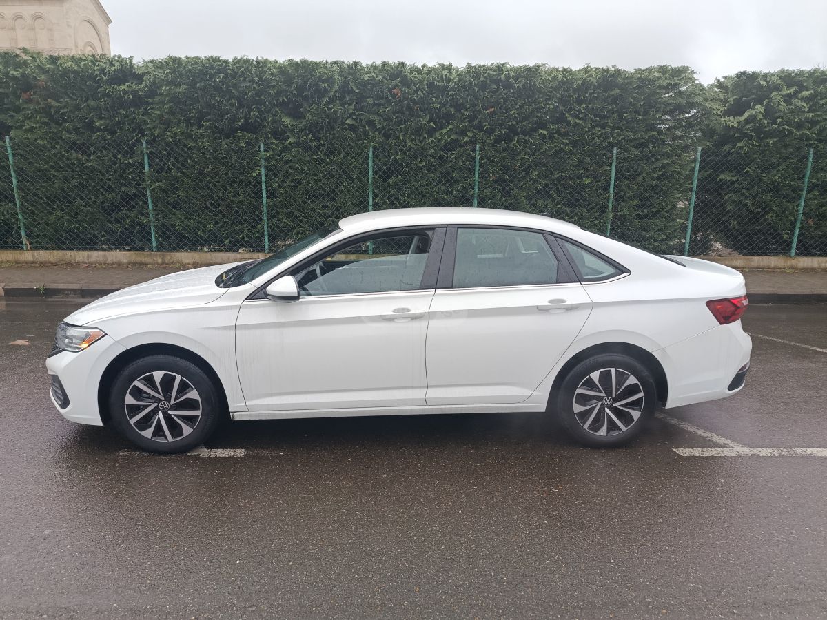 Volkswagen Jetta - фото 10