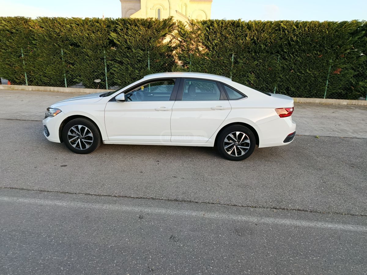 Volkswagen Jetta - фото 7