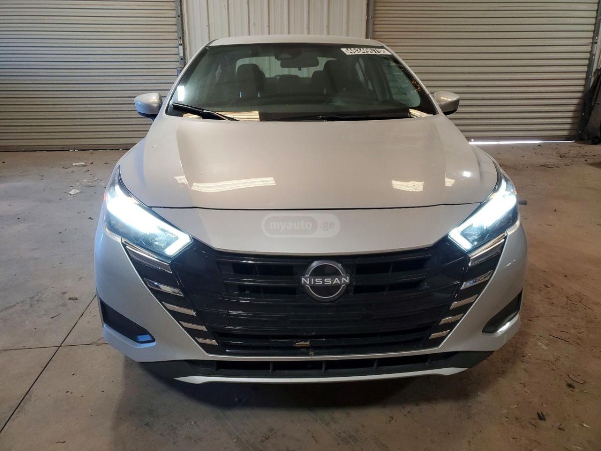 Nissan Versa 2025 — миниатюра 5