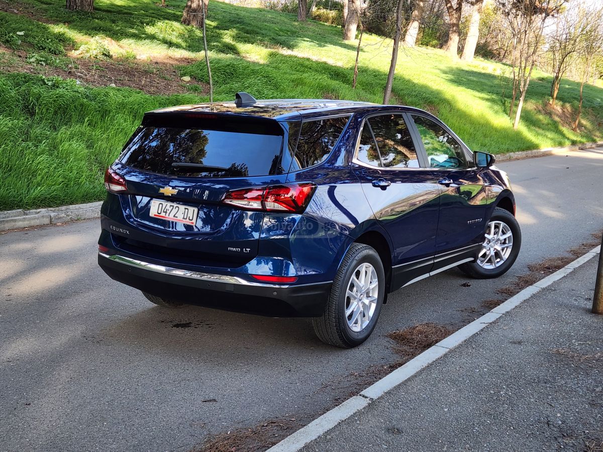 Chevrolet Equinox - фото 2