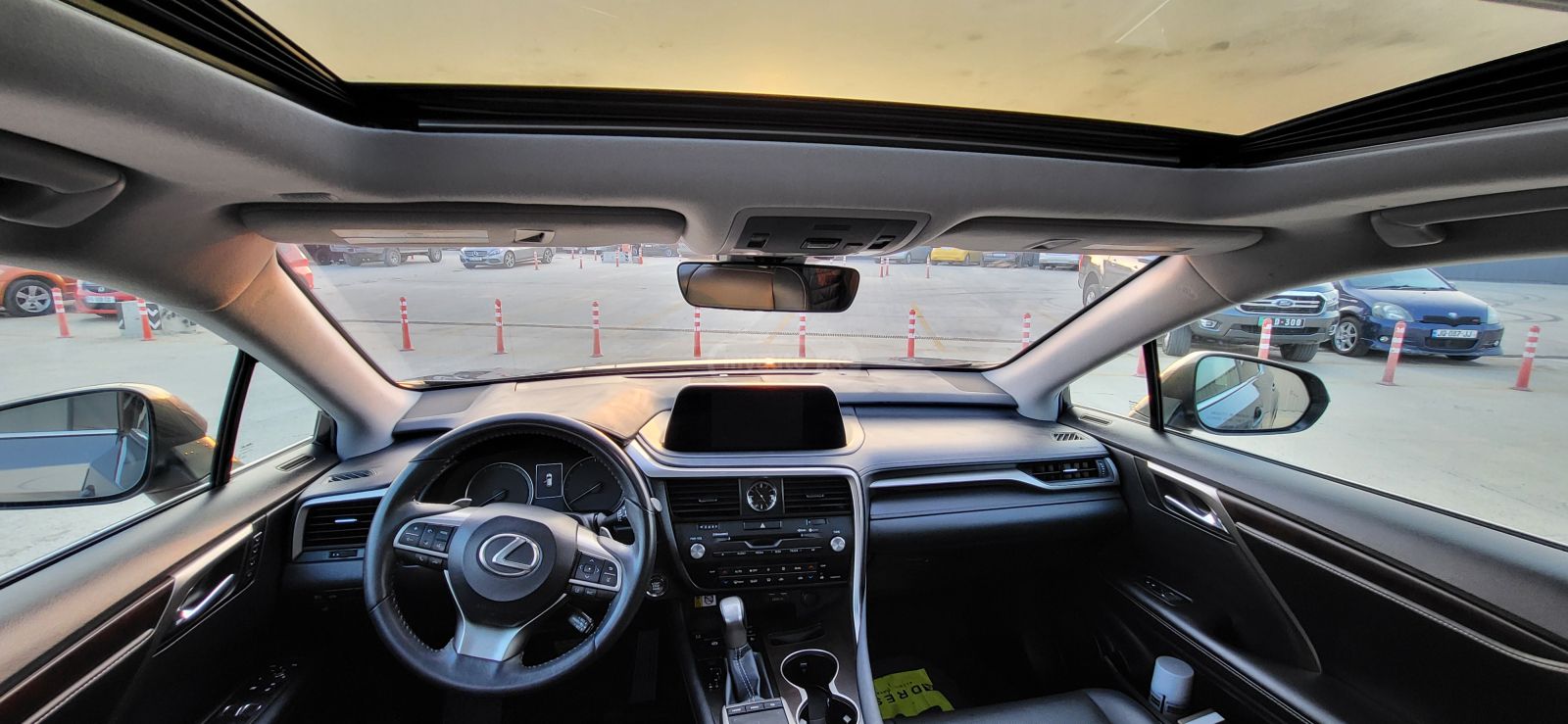Lexus RX 350 - фото 13