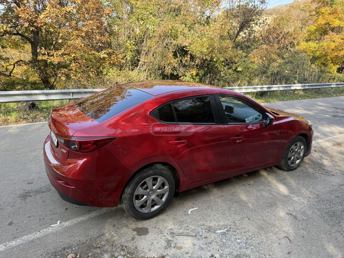 Mazda Mazda 3 - фото 2