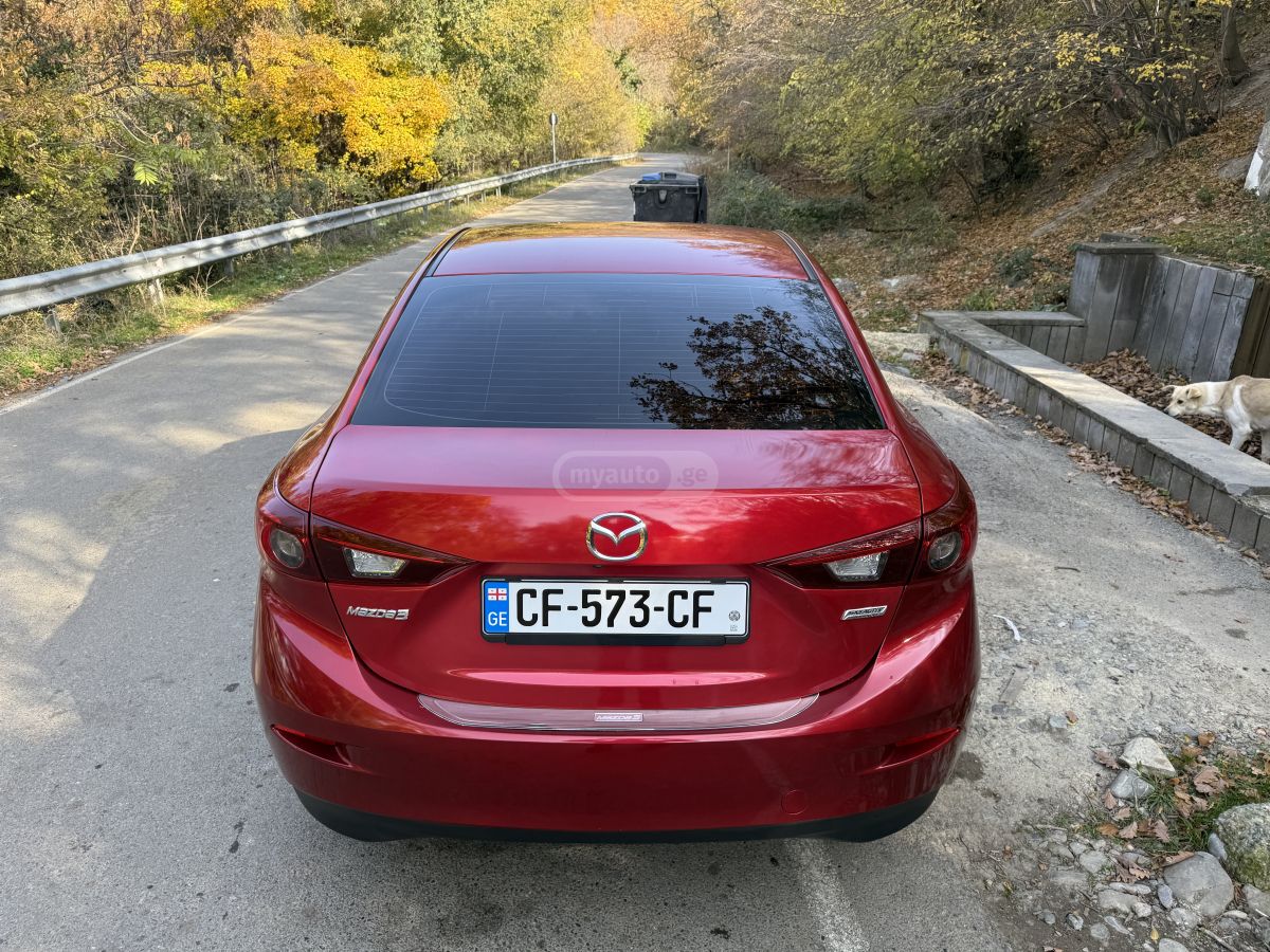 Mazda Mazda 3 - фото 3