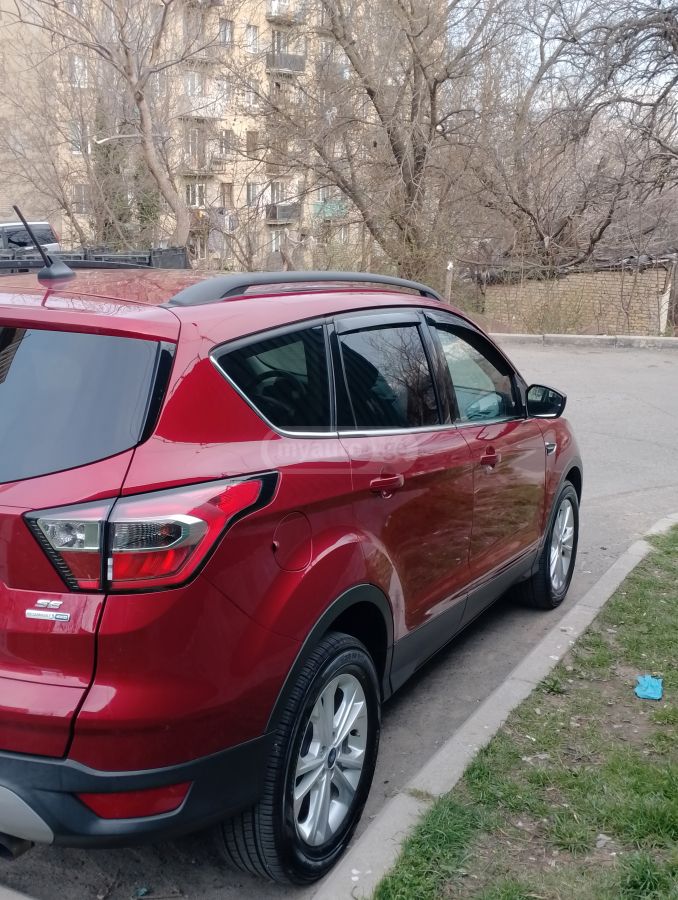 Ford Escape - фото 13