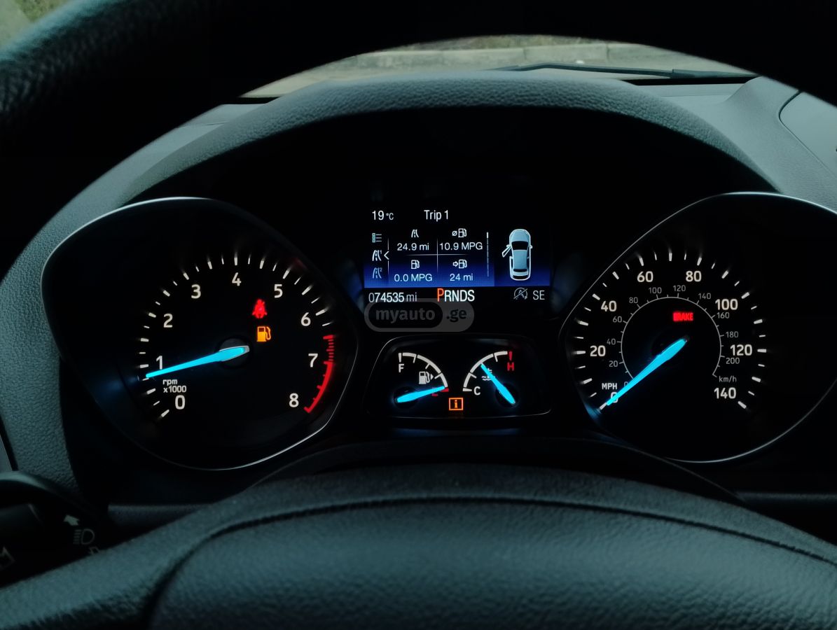 Ford Escape - фото 5