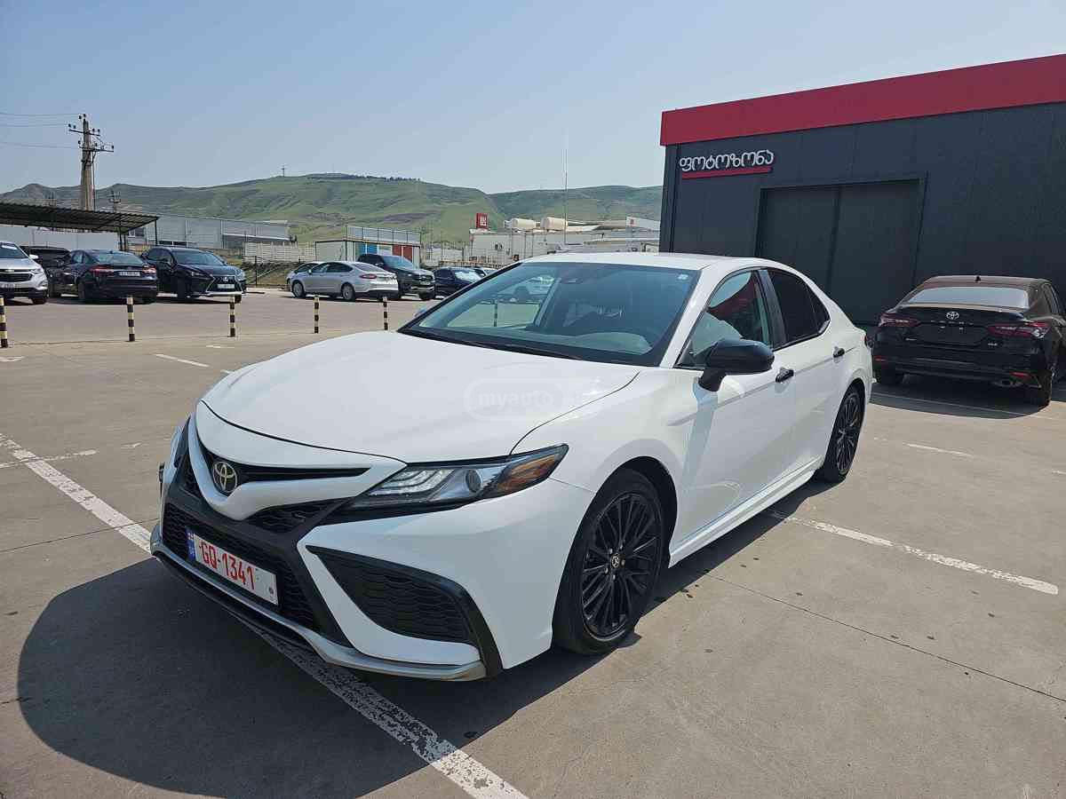 Toyota Toyota Camry — миниатюра 1