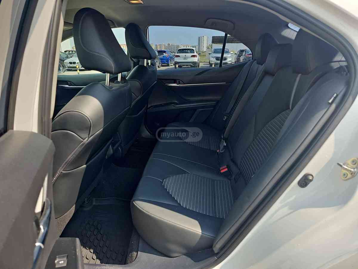 Toyota Toyota Camry — миниатюра 7