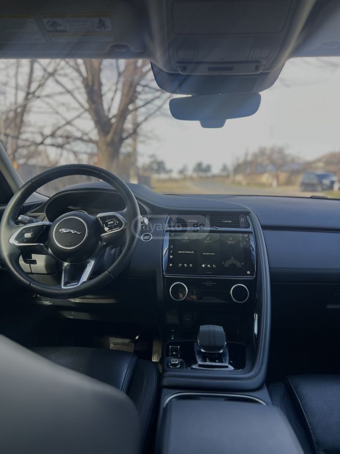 Jaguar P250 AWD Facelift Model — миниатюра 12