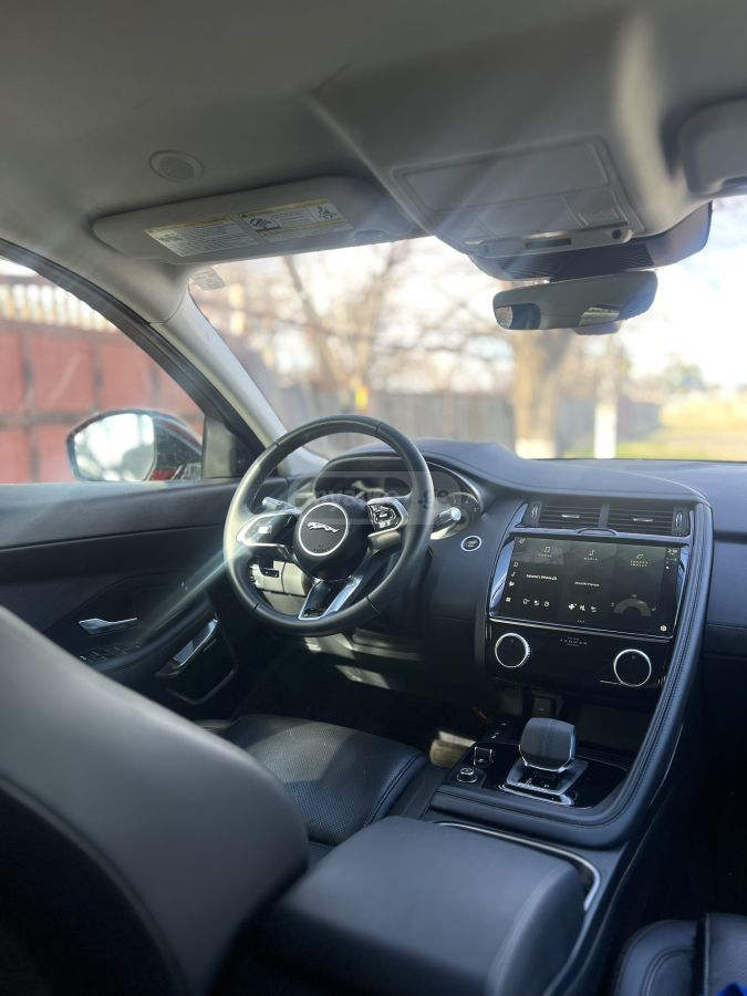 Jaguar P250 AWD Facelift Model — миниатюра 5