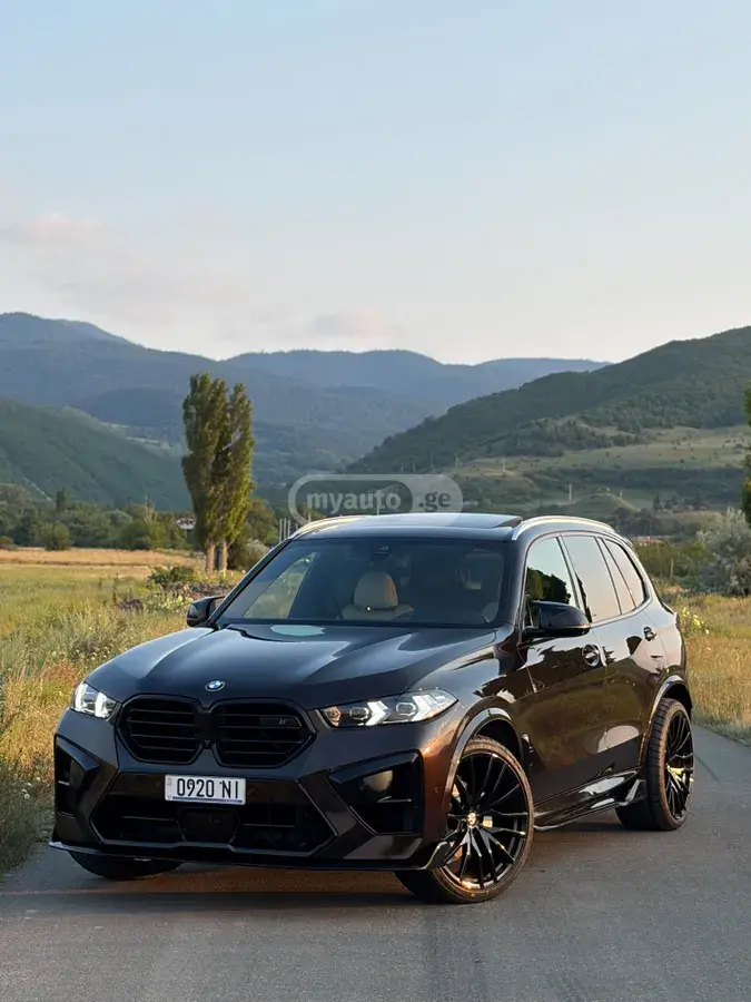 نمای دیگر BMW 2021