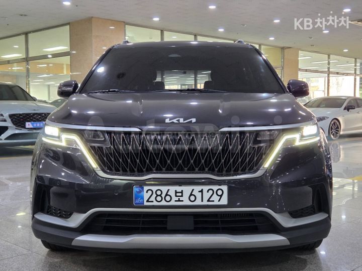 Kia Sedona - фото 2