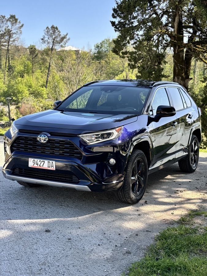 Toyota Rav 4 - фото 1