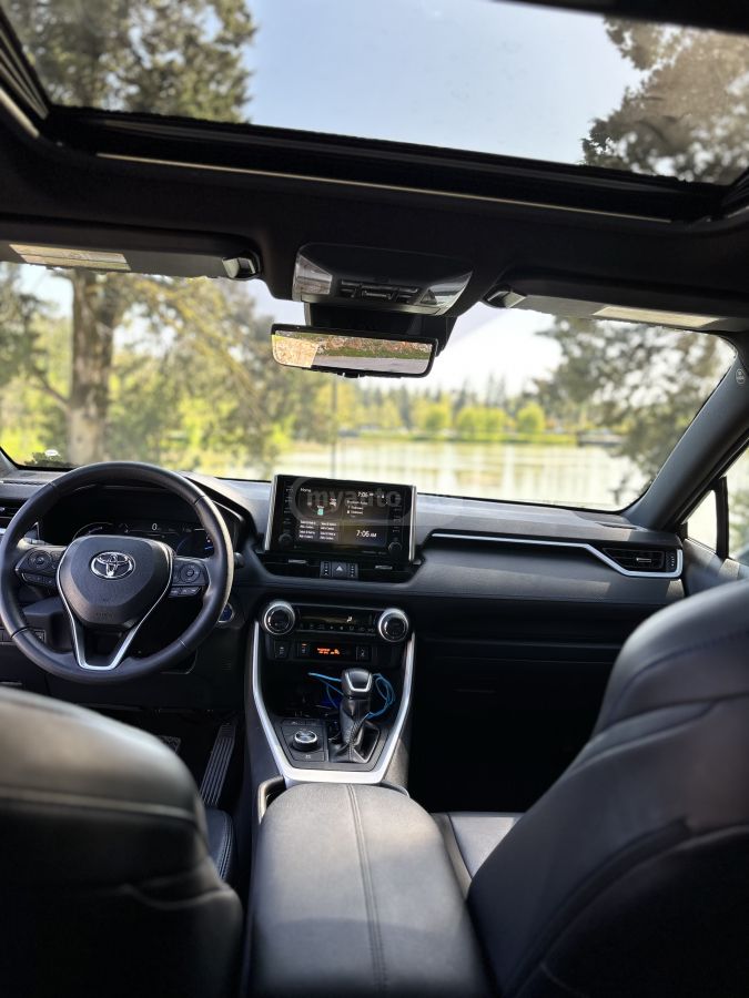 Toyota Rav 4 - фото 10