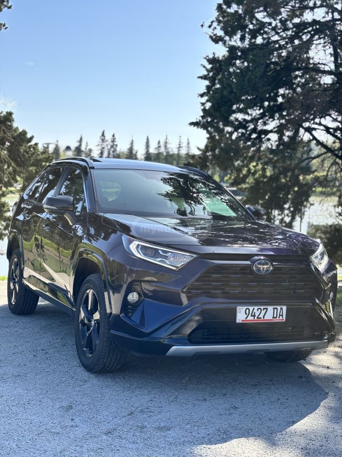 Toyota Rav 4 - фото 3