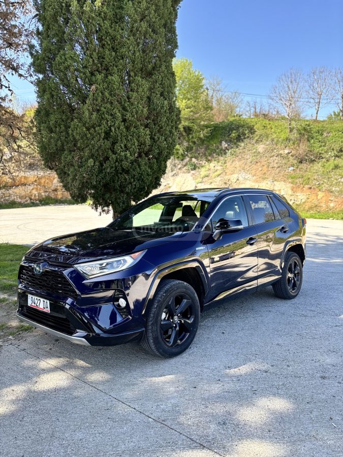 Toyota Rav 4 - фото 6