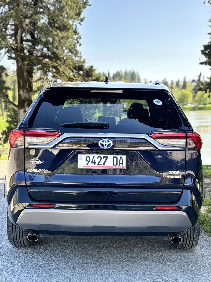 Toyota Rav 4 - фото 7