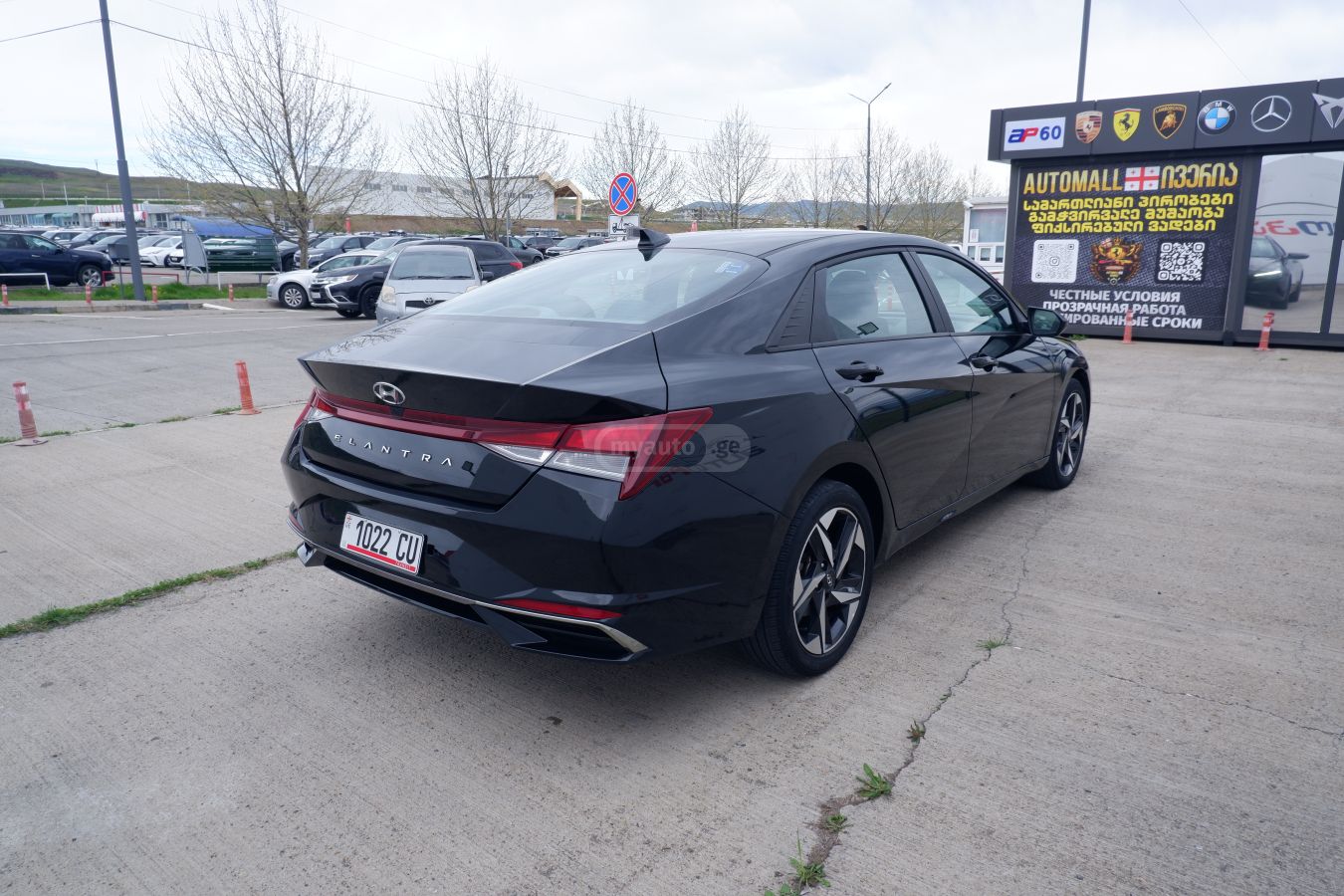 Hyundai Elantra - фото 4