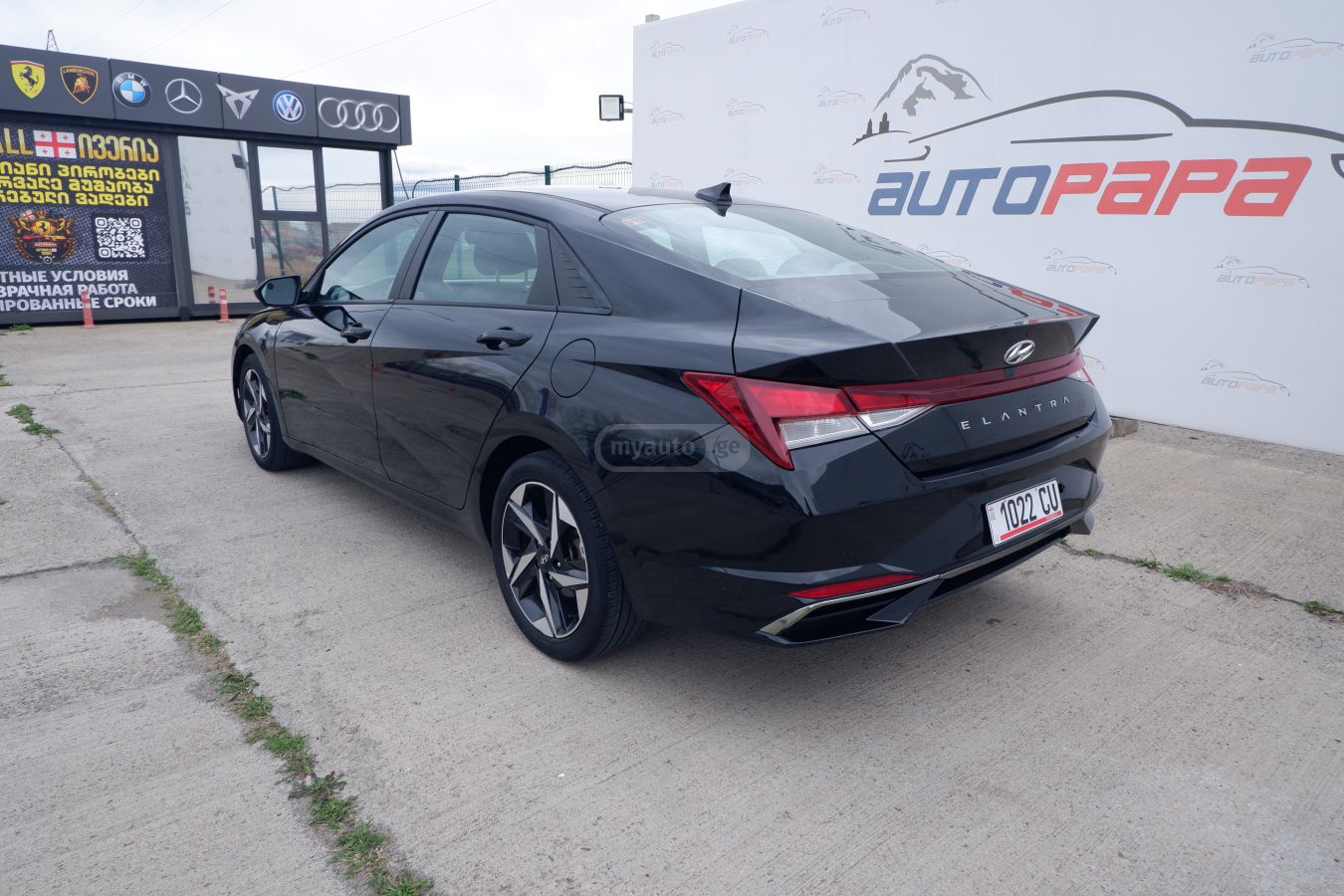 Hyundai Elantra - фото 5