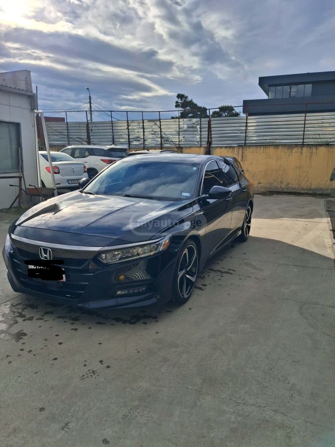 Honda Accord - фото 1