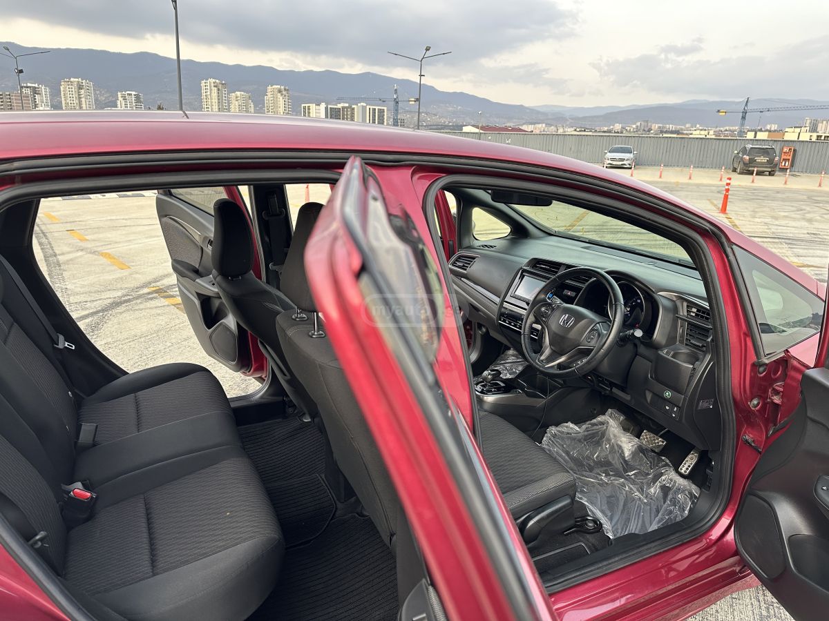 Honda FIT - фото 10