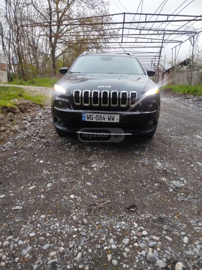 Jeep Cherokee - фото 11