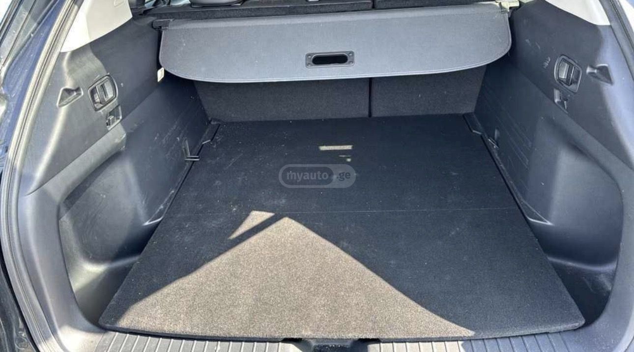 Mazda CX-50 - фото 7