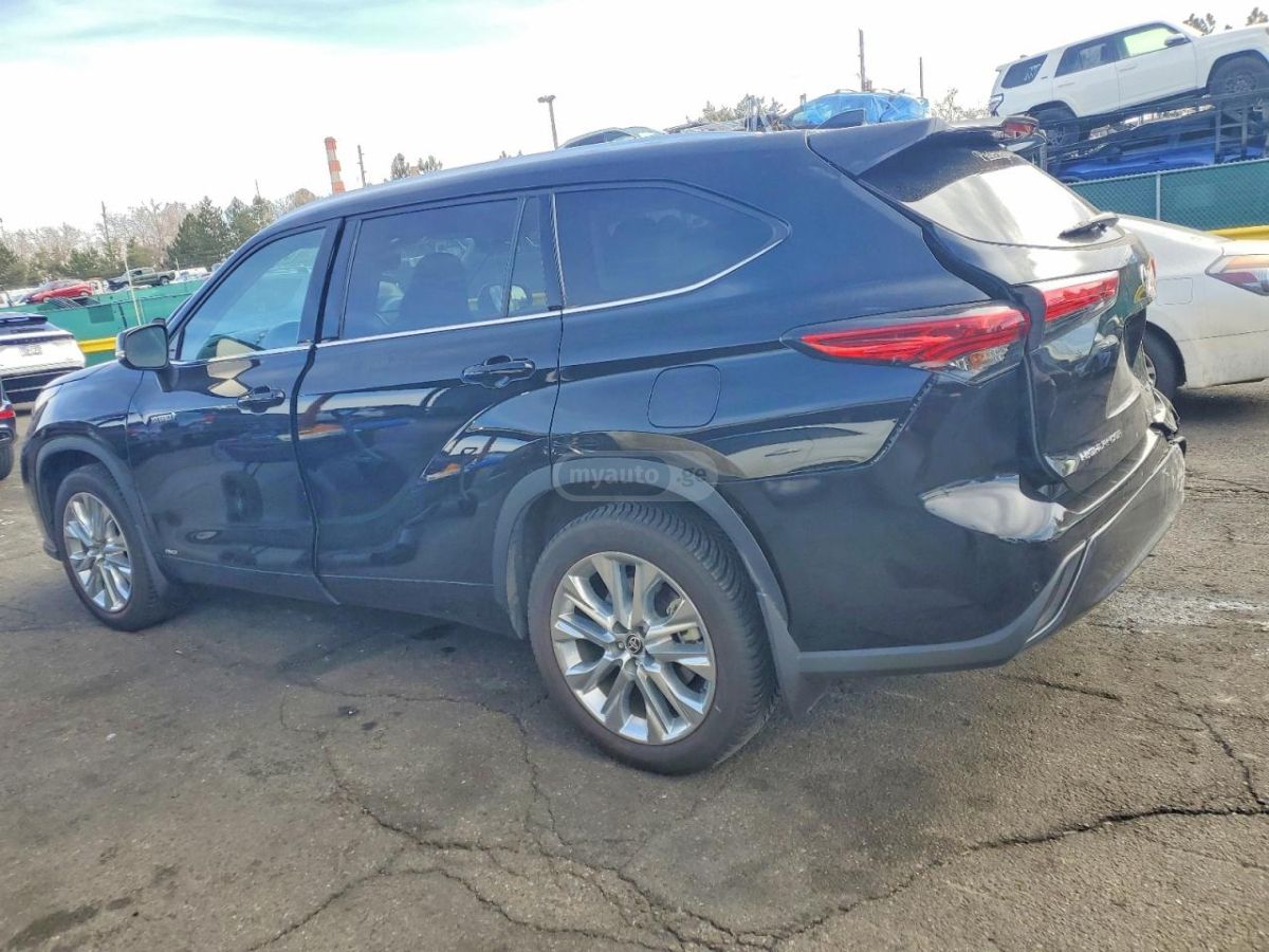 Toyota Limited — миниатюра 2