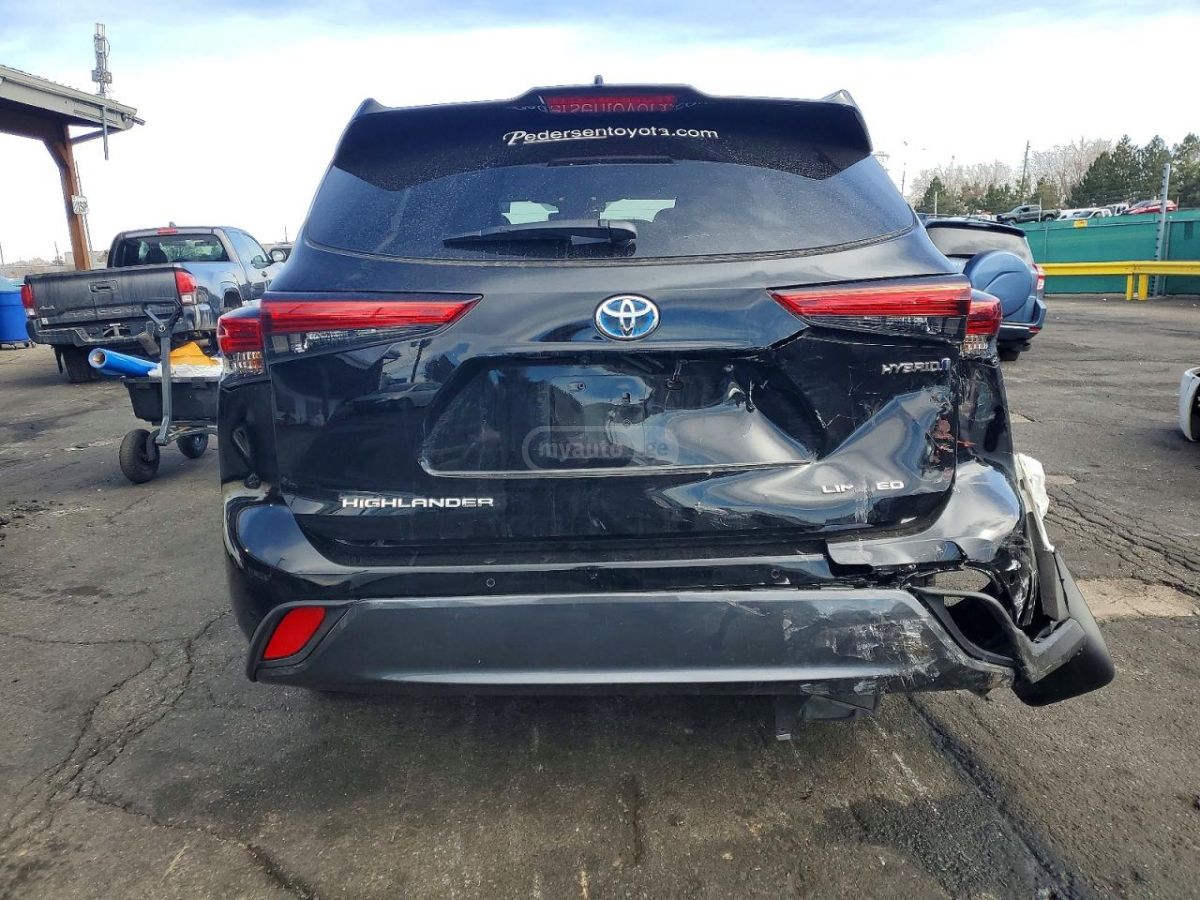 Toyota Limited — миниатюра 5