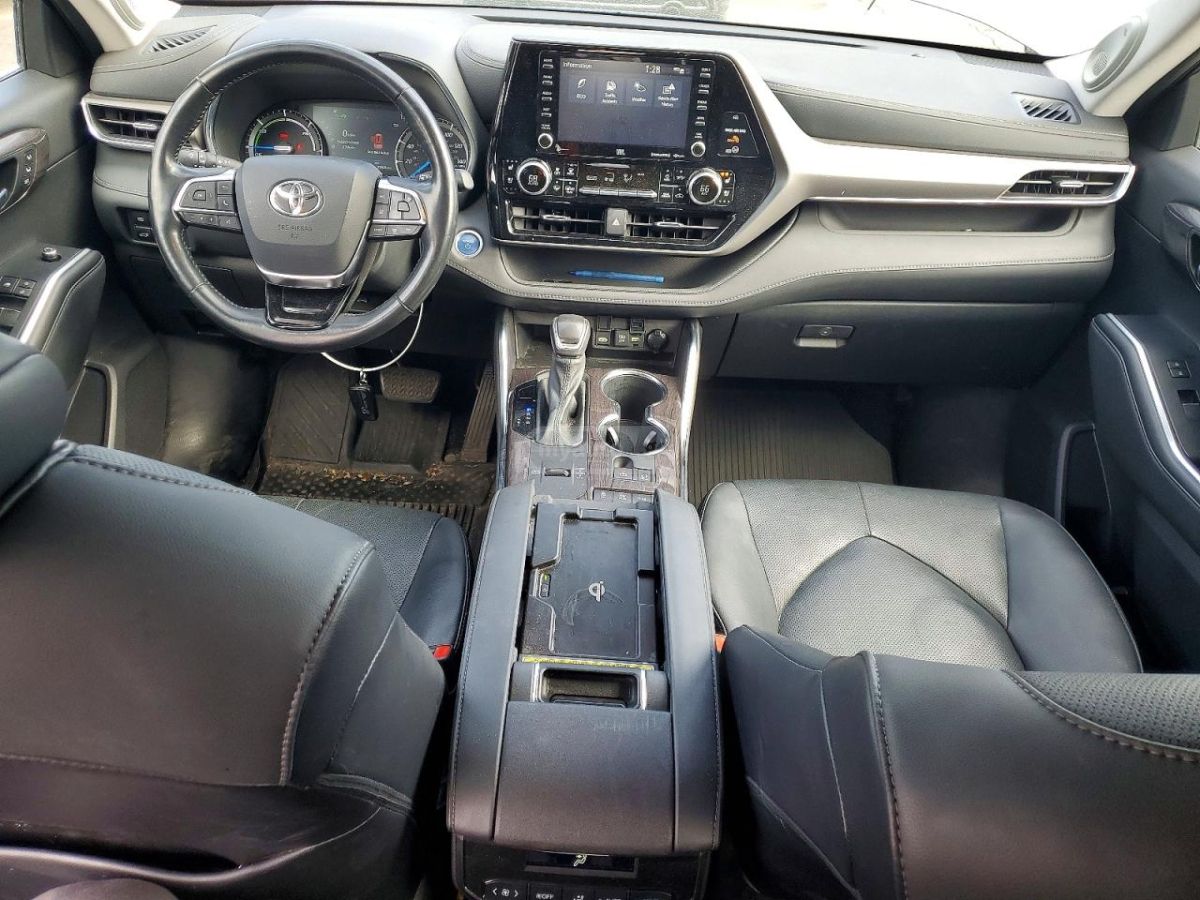 Toyota Limited — миниатюра 7