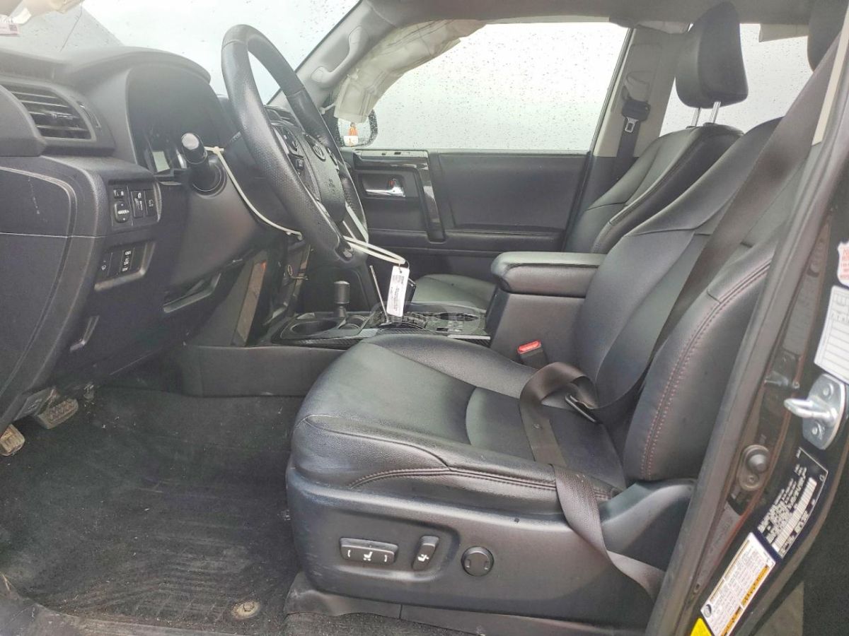 Toyota 4 Runner - фото 7