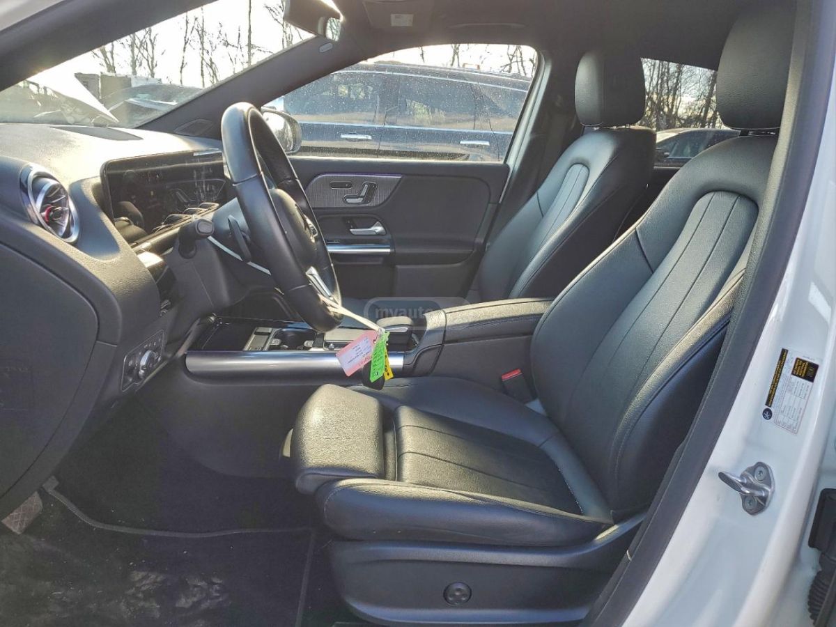 Mercedes-Benz GLA 250 - фото 7