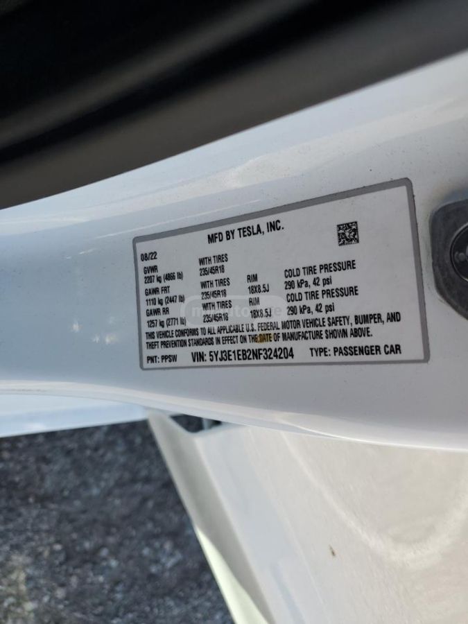 Tesla Model 3 - фото 5