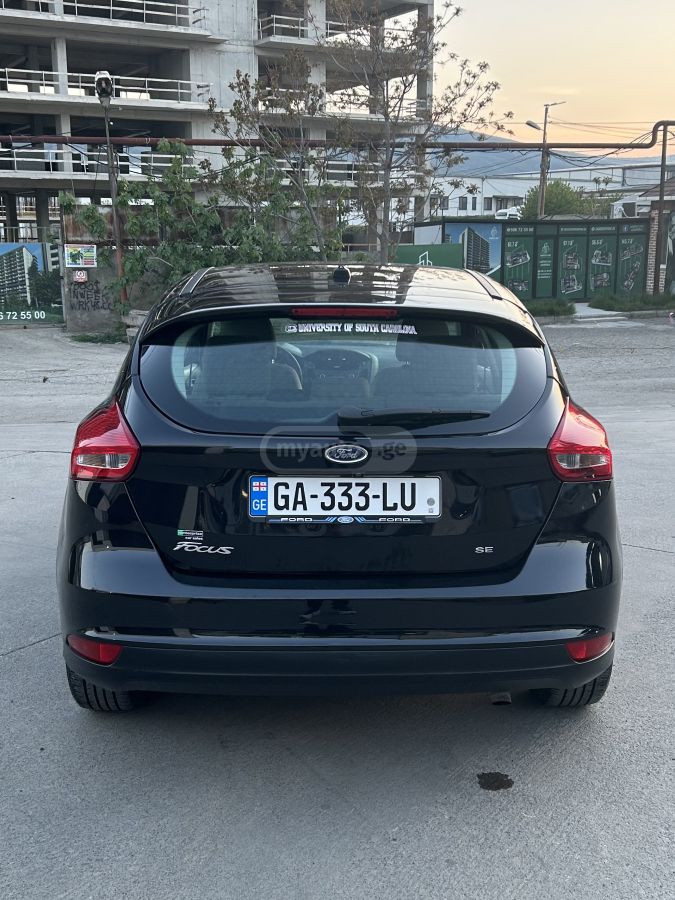 Ford Focus - фото 6