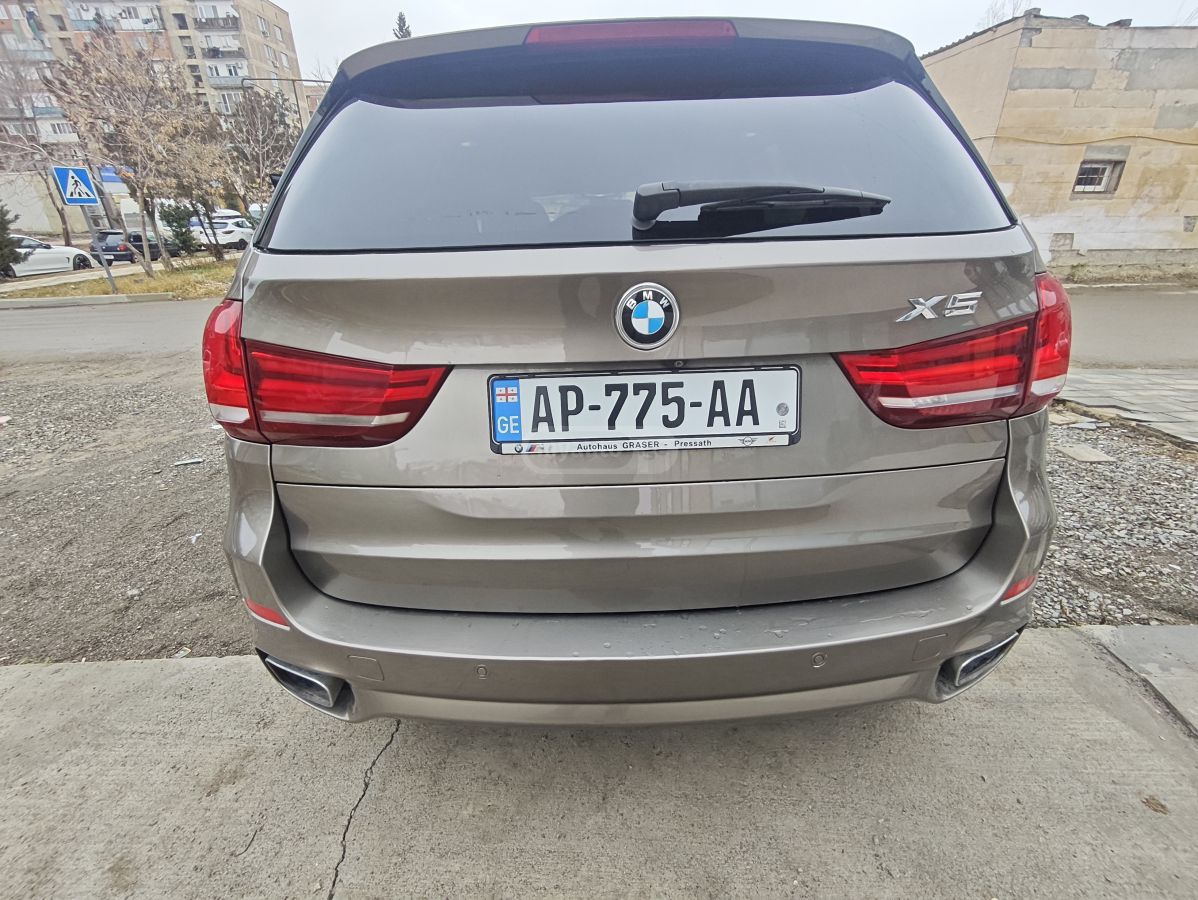 BMW X5 - фото 11