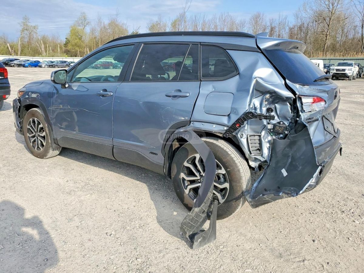 Toyota Corolla Cross - фото 2