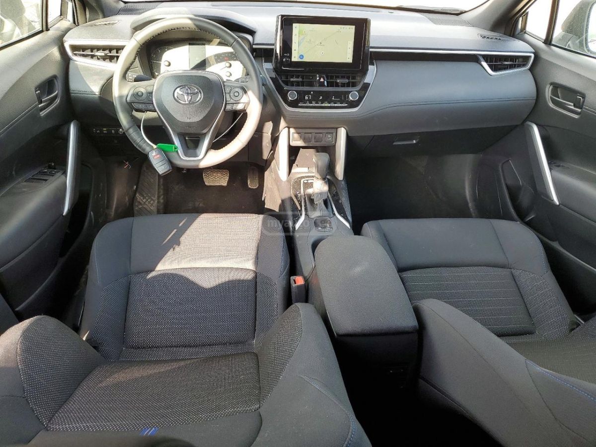 Toyota Corolla Cross - фото 8