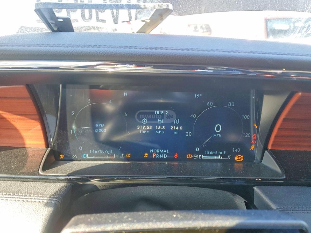 Lincoln Navigator 2024 — миниатюра 9