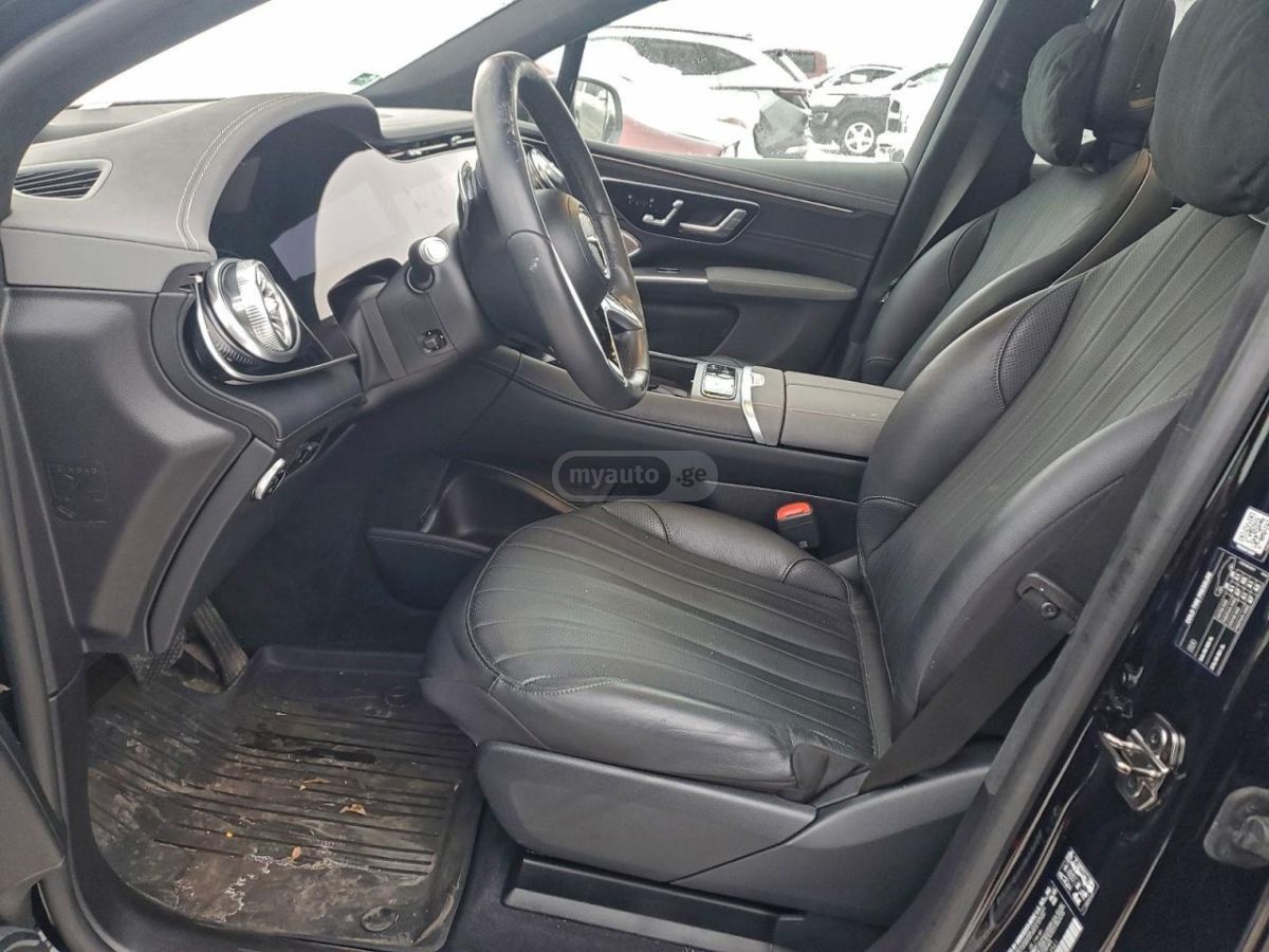 Mercedes-Benz EQS SUV - фото 7