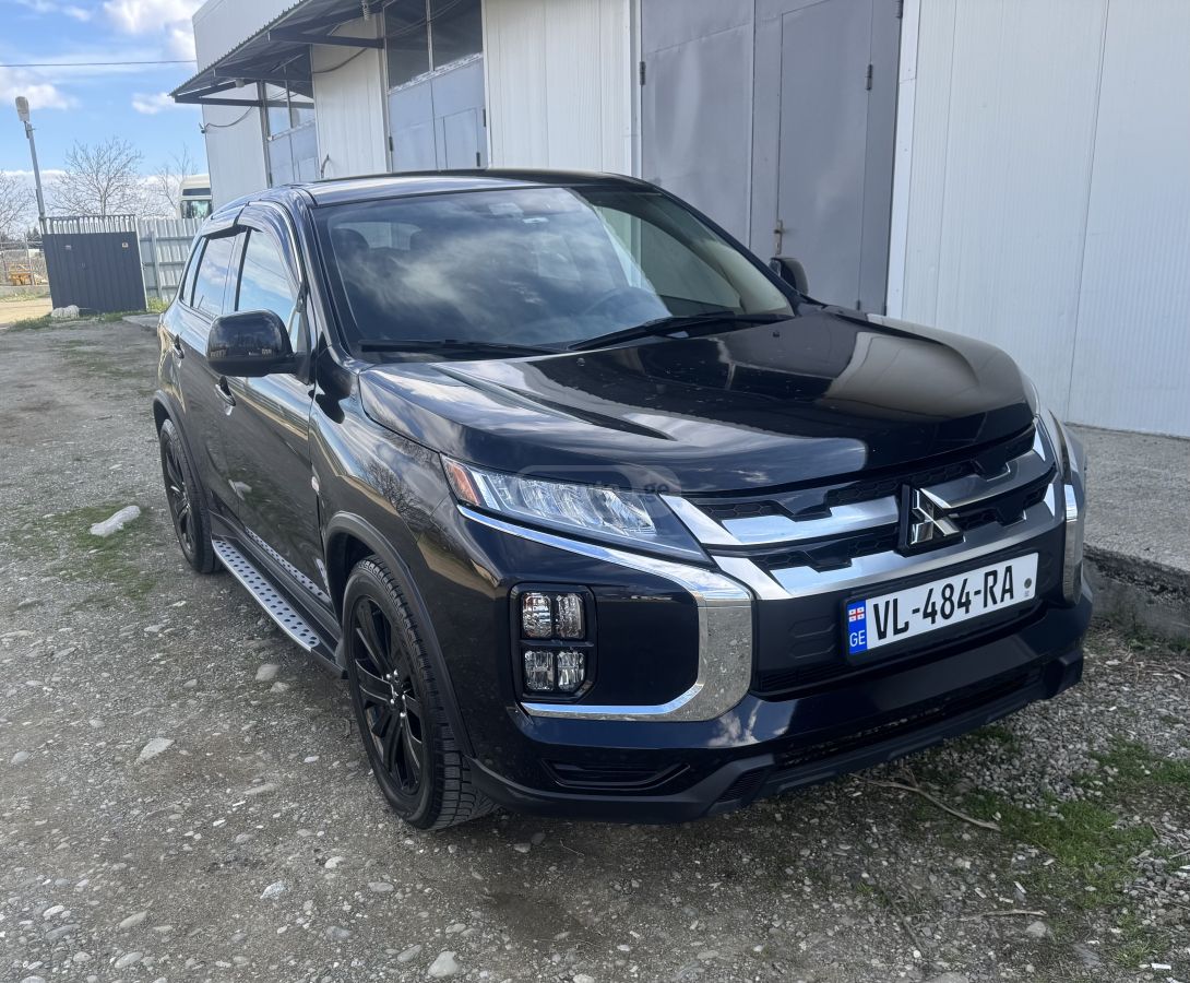 Mitsubishi Outlander Sport - фото 1