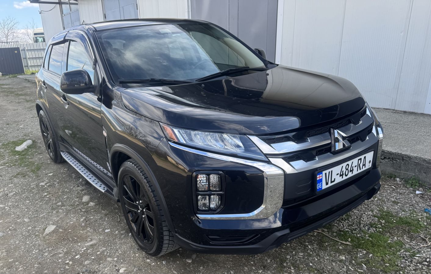 Mitsubishi Outlander Sport - фото 2