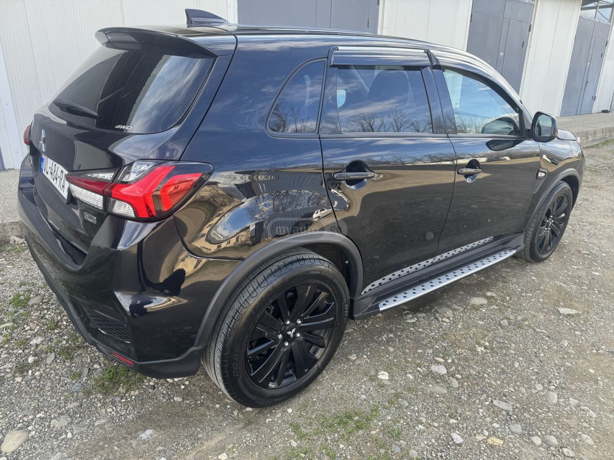 Mitsubishi Outlander Sport - фото 3