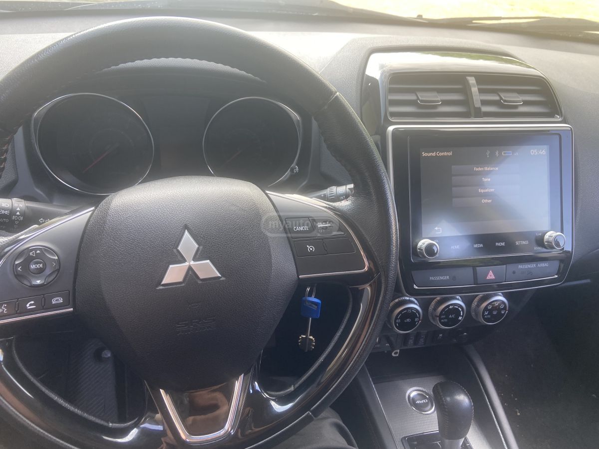 Mitsubishi Outlander Sport - фото 9