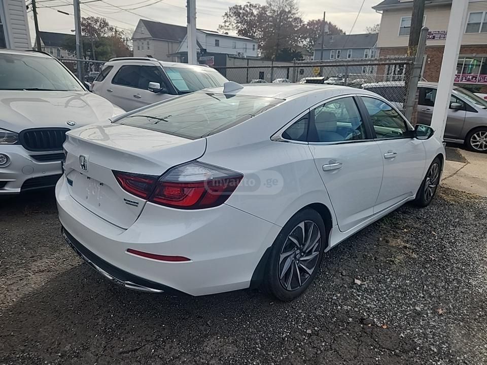 Honda Insight - фото 3