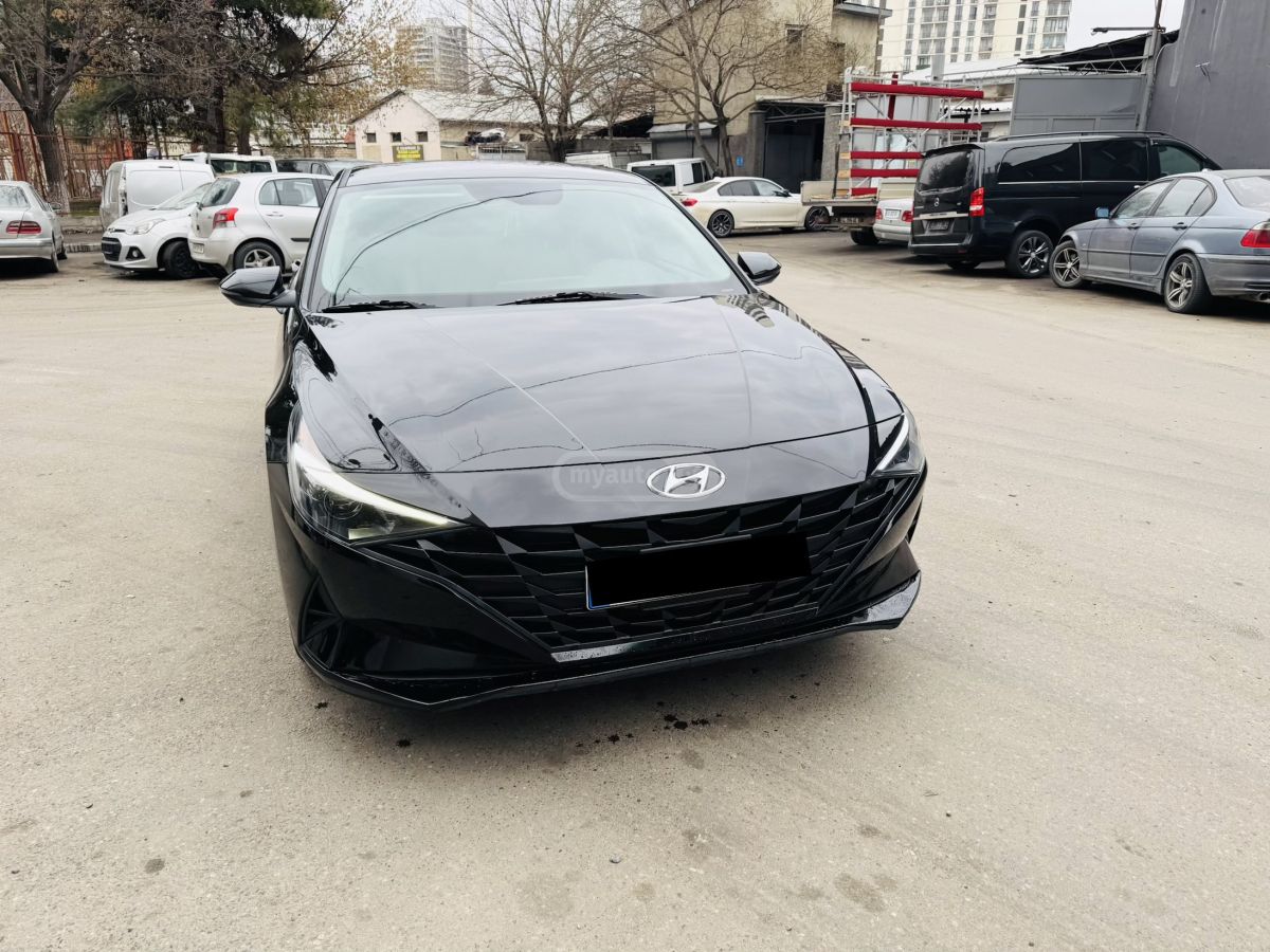 Hyundai Elantra - фото 5