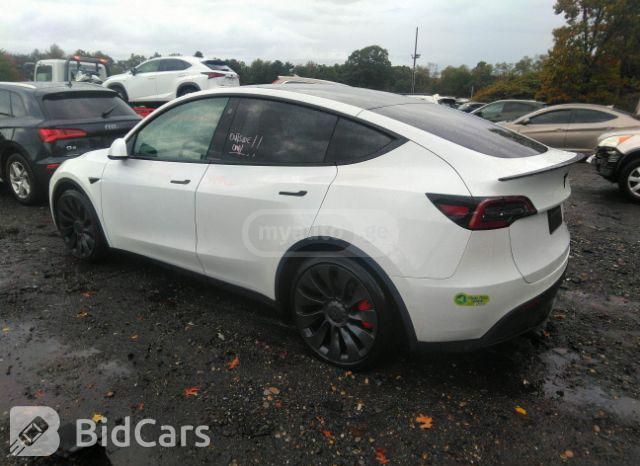 Tesla Model Y - фото 14